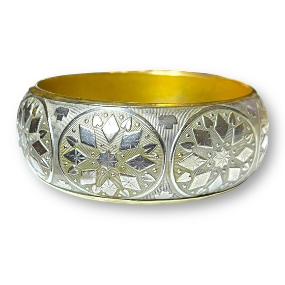 Two Tone Vintage Bangle Silver Tone and Brass Floral Snowflake Atomic Pattern - Picture 3 of 10